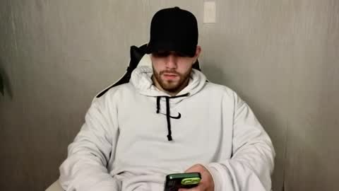 Snapshot of ades_lowe chatting on 18, 10, 2025 Ades online show from 18, 10, 2025