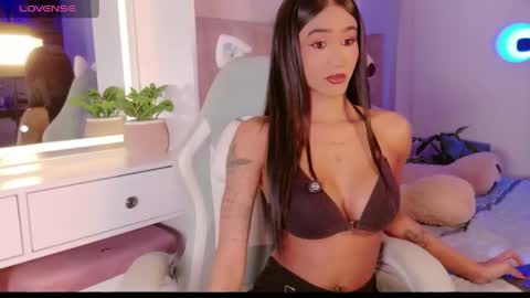 Isabellafirst online show from 19, 5, 2026