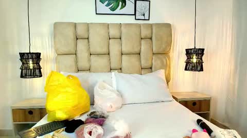 AdharaSmithh online show from 1, 12, 2025