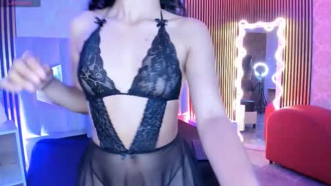 Snapshot of adisson_tay chatting on 18, 10, 2025 adisson_tay online show from 18, 10, 2025