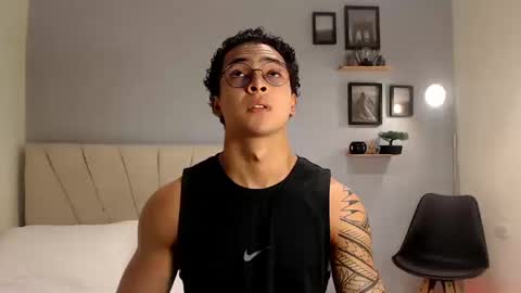 Snapshot of adonis_dlh chatting on 17, 10, 2025 Adonis online show from 17, 10, 2025