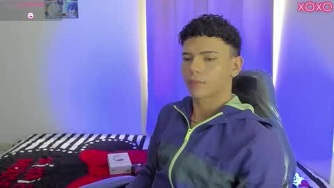 Snapshot of adonis_lovely chatting on 25, 9, 2025 ADONIS online show from 25, 9, 2025