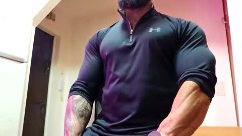 Adonis online show from 7, 5, 2026