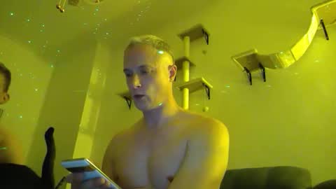 adreamcumstrue online show from 27, 9, 2025