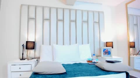 ANDREA PEREZ online show from 12, 2, 2025