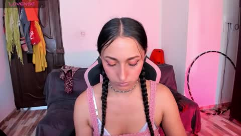 Snapshot of adrena_10 chatting on 4, 2, 2026 Adrena10 online show from 4, 2, 2026