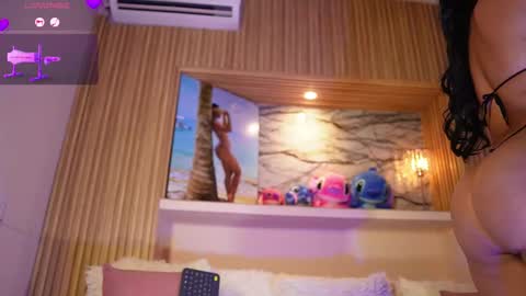 Adri crof online show from 12, 11, 2025