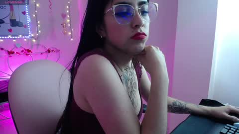 Adri  online show from 6, 2, 2025