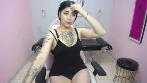 Adri  online show from 7, 5, 2026