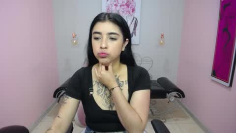 Adri  online show from 11, 5, 2026