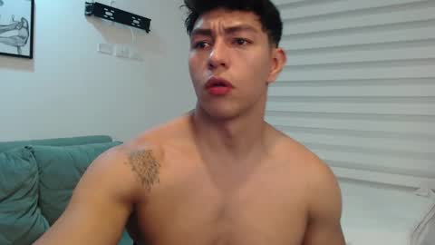 Snapshot of adrian_del_mar chatting on 22, 2, 2026 Adrian del Mar online show from 22, 2, 2026