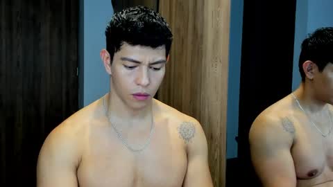 Adrian del Mar online show from 2, 5, 2026
