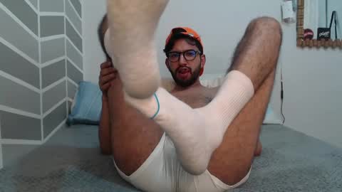 Snapshot of adrian_falcon chatting on 7, 5, 2026 Adrian Falcon online show from 7, 5, 2026