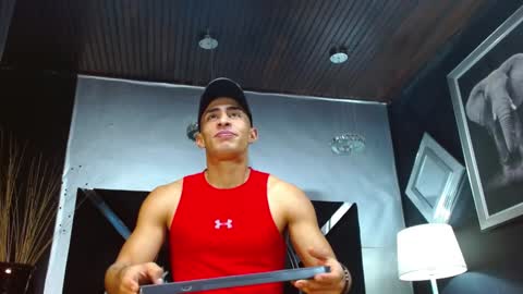 Snapshot of adrian_rae chatting on 17, 12, 2024   online show from 17, 12, 2024