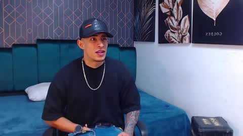 Snapshot of adrian_rae chatting on 7, 3, 2025   online show from 7, 3, 2025