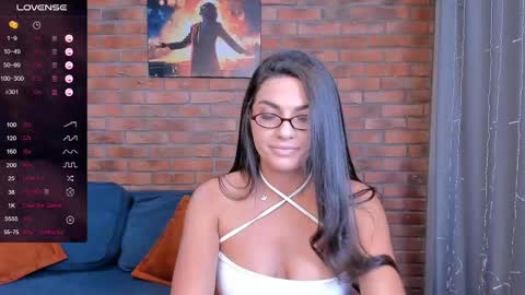Snapshot of adriana1_ chatting on 4, 10, 2025 Adriana online show from 4, 10, 2025