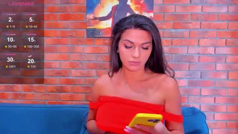 Adriana online show from 25, 11, 2025