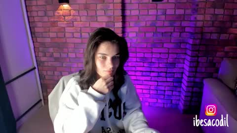 Adri online show from 17, 1, 2025