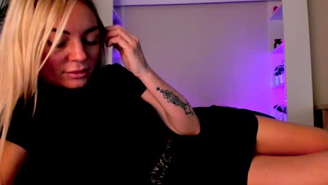 Snapshot of adriana_coy_ chatting on 14, 12, 2024 Adriana online show from 14, 12, 2024
