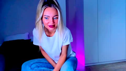 Snapshot of adriana_coy_ chatting on 2, 2, 2025 Adriana online show from 2, 2, 2025