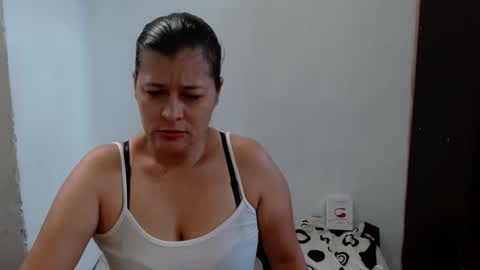 Snapshot of adriana_milf chatting on 14, 10, 2025 Adriana milf online show from 14, 10, 2025