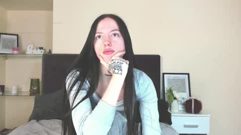 Snapshot of adrianacult chatting on 8, 4, 2026 Adriana online show from 8, 4, 2026