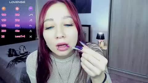 Snapshot of adrianfay chatting on 11, 11, 2025 AdrianFay online show from 11, 11, 2025