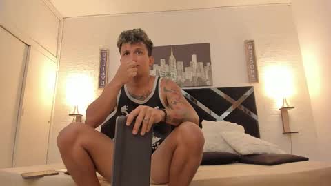 Adrian online show from 26, 9, 2025