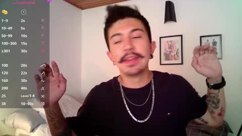 Snapshot of adriansafronov_ chatting on 27, 1, 2025 online show from 27, 1, 2025