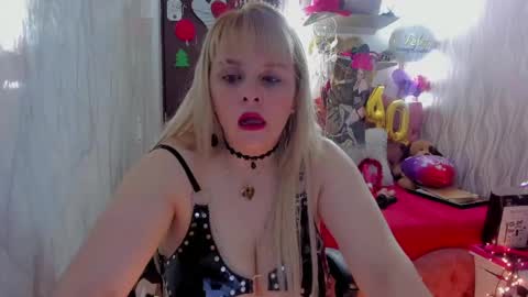 Snapshot of adriiana_fox_ chatting on 22, 4, 2026 adriiana_fox_ online show from 22, 4, 2026