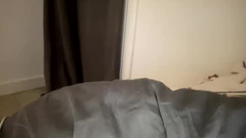 adriiiii online show from 2, 3, 2025