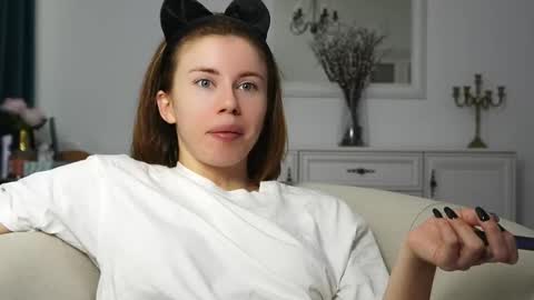 Snapshot of aelia_anara chatting on 19, 9, 2025 Aelia online show from 19, 9, 2025