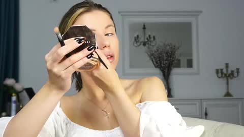 Snapshot of aelia_anara chatting on 26, 9, 2025 Aelia online show from 26, 9, 2025