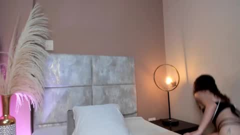 aelinduvalier online show from 7, 11, 2025