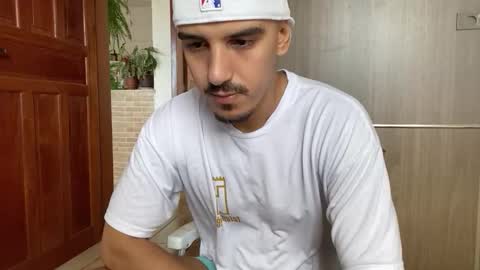 Luci online show from 5, 2, 2026