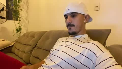 Snapshot of aelucius chatting on 9, 6, 2026 Luci online show from 9, 6, 2026