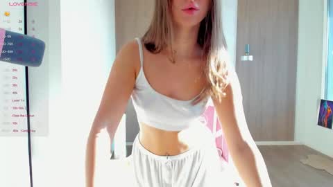 Naomi My instagram account - teasing naomi online show from 14, 10, 2025