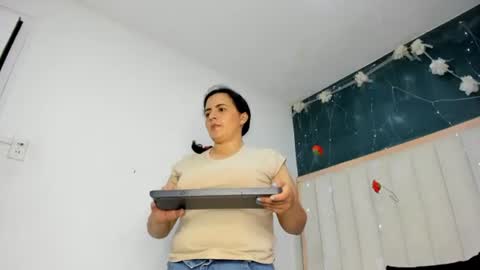 Snapshot of africa_holmes chatting on 26, 6, 2026 Africa online show from 26, 6, 2026