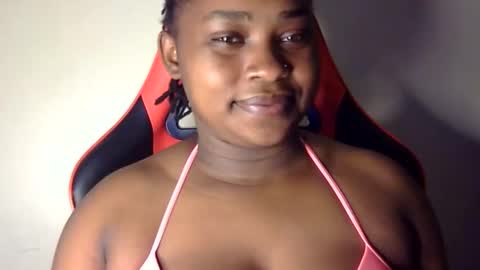 Snapshot of african001 chatting on 15, 9, 2025 stella online show from 15, 9, 2025