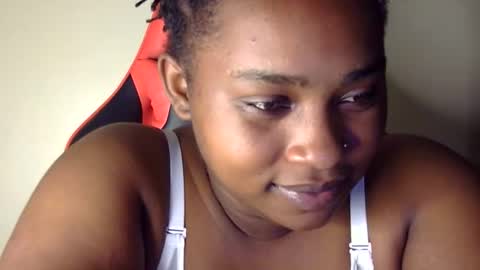 Snapshot of african001 chatting on 3, 10, 2025 stella online show from 3, 10, 2025