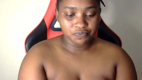 Snapshot of african001 chatting on 7, 10, 2025 stella online show from 7, 10, 2025