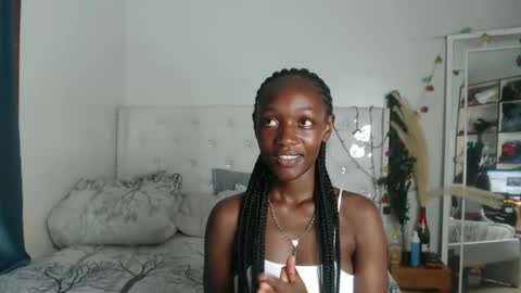 Snapshot of africanpetitequeen chatting on 6, 1, 2025 CIARA online show from 6, 1, 2025