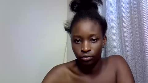 Snapshot of africanuh chatting on 6, 4, 2026 Africanuh online show from 6, 4, 2026