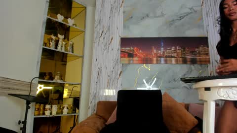 Snapshot of afrikan_diva chatting on 16, 4, 2026 afrikan_diva online show from 16, 4, 2026