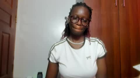 Leah online show from 30, 12, 2024