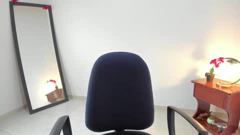 Lorena online show from 4, 3, 2026