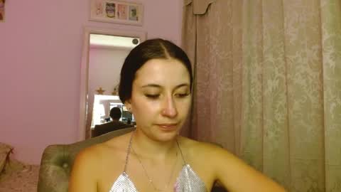 afrodithaa_ online show from 10, 4, 2026
