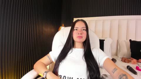 A F R O D I T A  online show from 18, 12, 2025