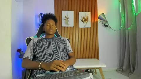 afrowayuu online show from 22, 5, 2026