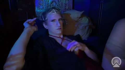 Me Myself  Irene online show from 19, 5, 2026